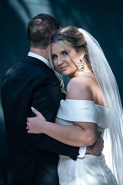 Beautiful wedding couple portrait by Grayfish Photography